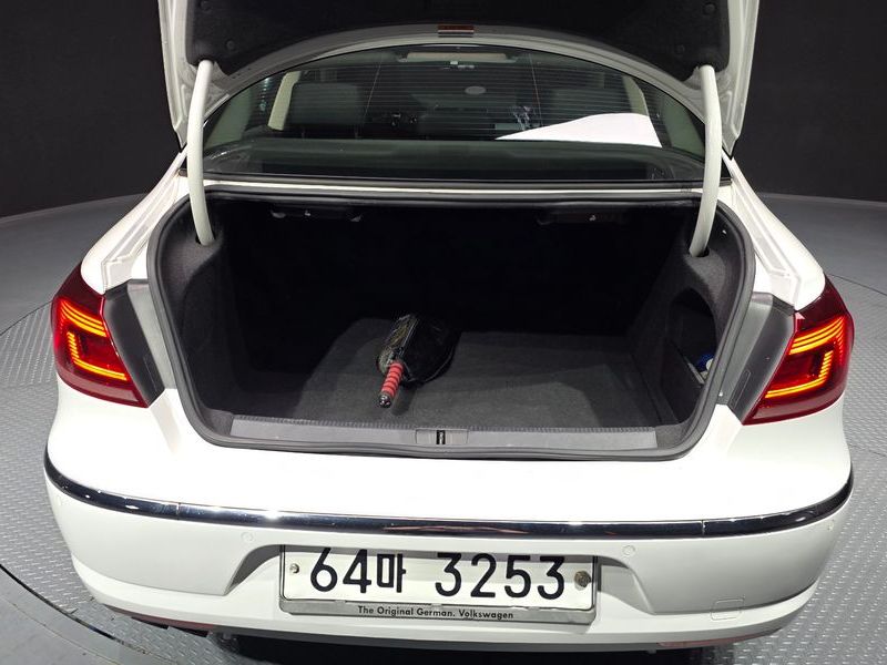 2013 Volkswagen New CC 2.0 TDI BlueMotion photo 20