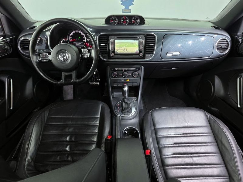 2015 Volkswagen Beetle 2.0 TDI Premium 3rd photo 7