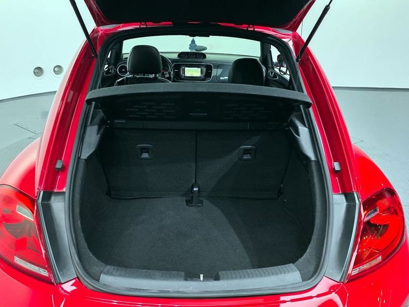 2015 Volkswagen Beetle 2.0 TDI Premium 3rd photo 20