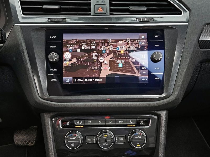 2020 Volkswagen Tiguan 2.0 TDI Prestige photo 14