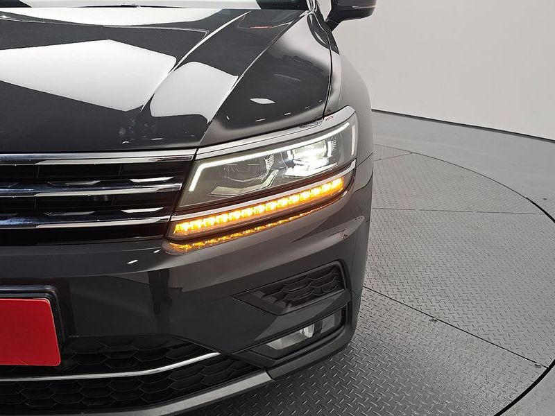 2020 Volkswagen Tiguan 2.0 TDI Prestige photo 22