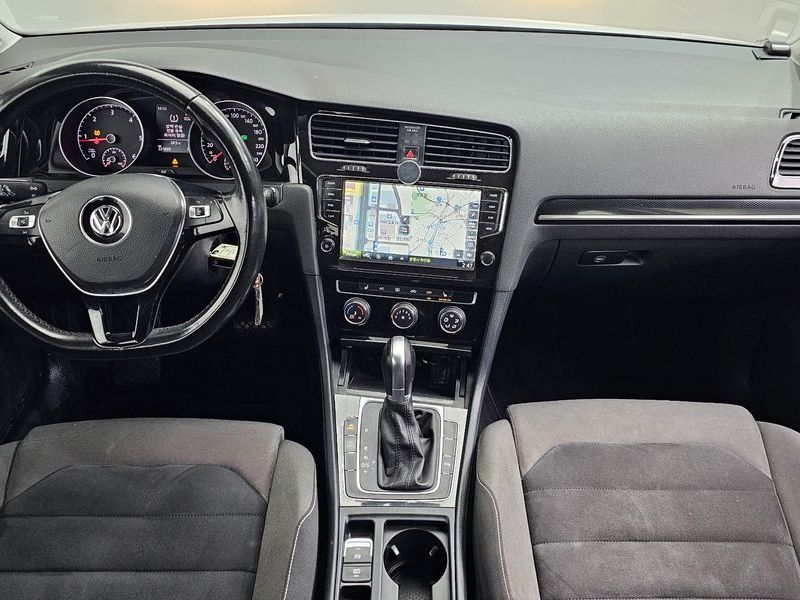 2015 Volkswagen Golf 1.6 TDI photo 7