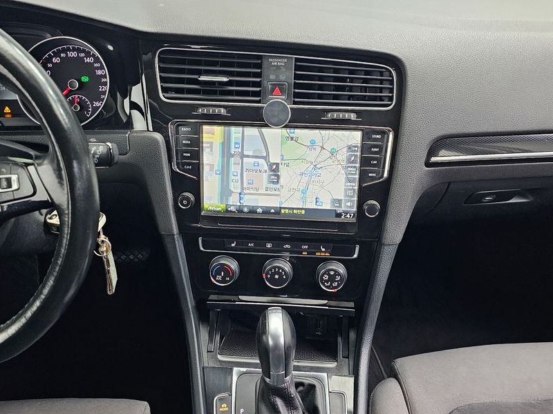 2015 Volkswagen Golf 1.6 TDI photo 14