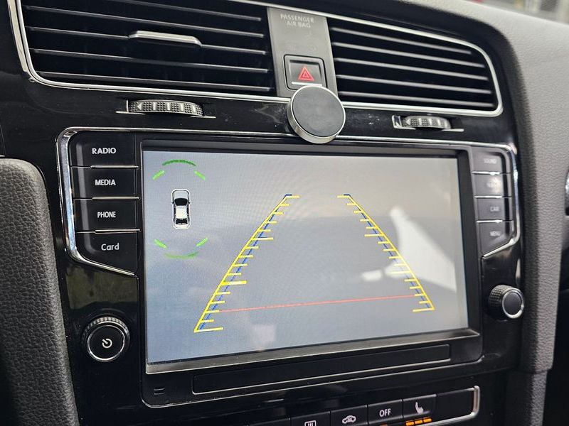 2015 Volkswagen Golf 1.6 TDI photo 15