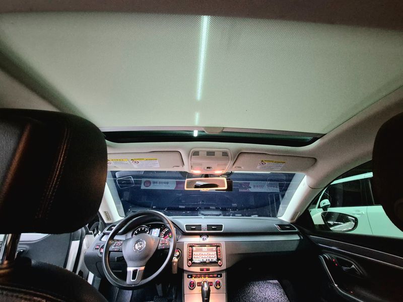 2014 Volkswagen New CC 2.0 TSI photo 12