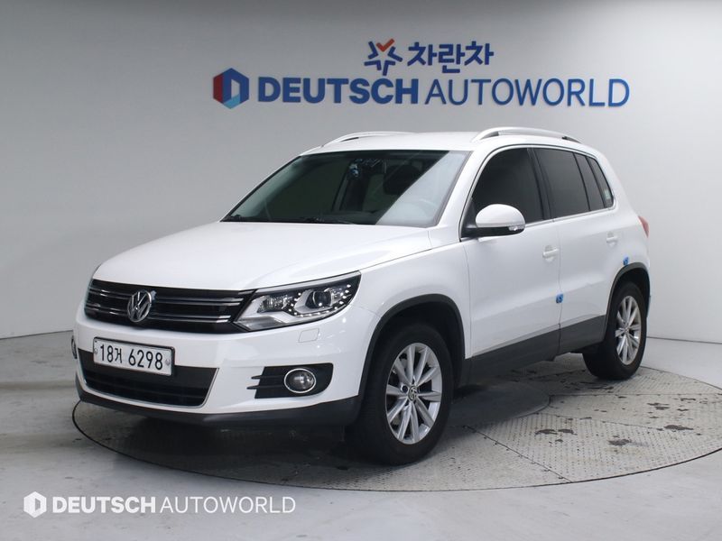 2012 Volkswagen Tiguan 2.0 TDI Comfort 5N photo 1