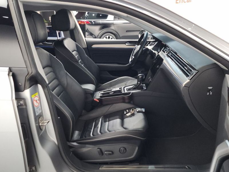 2018 Volkswagen Arteon 2.0 TDI Premium photo 11