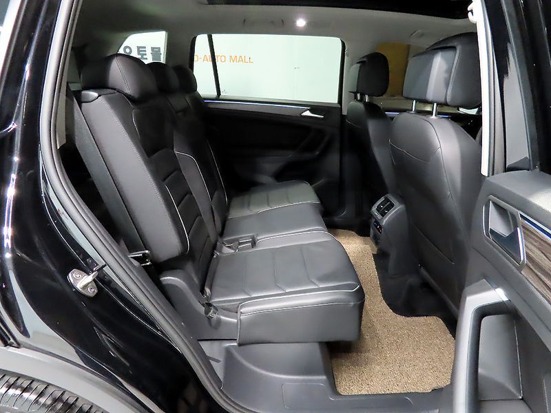 2023 Volkswagen Tiguan 2.0 TSI Prestige photo 12
