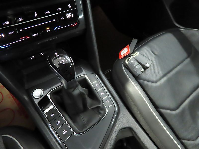2023 Volkswagen Tiguan 2.0 TSI Prestige photo 14