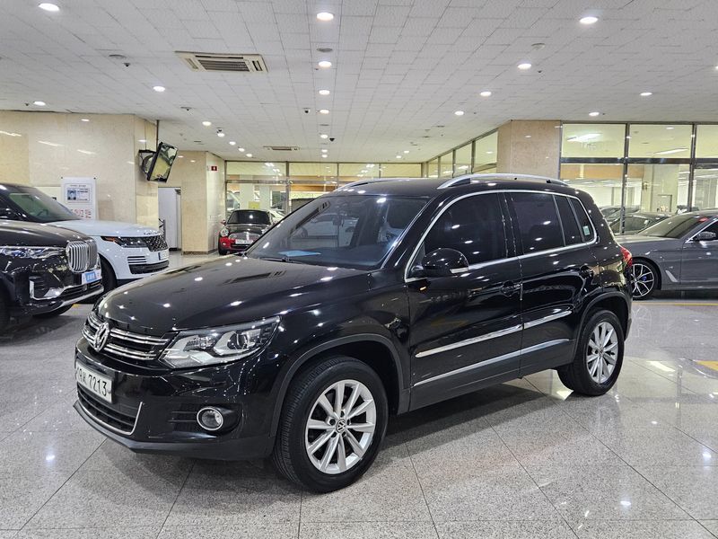 2015 Volkswagen Tiguan 2.0 TDI Comfort 5N photo 1