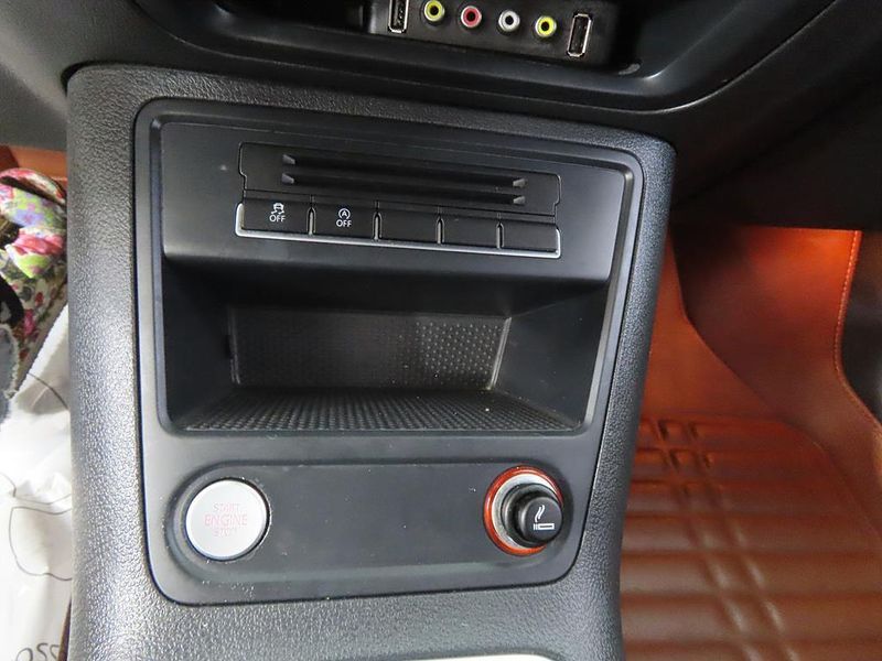 2015 Volkswagen Tiguan 2.0 TDI Comfort 5N photo 17