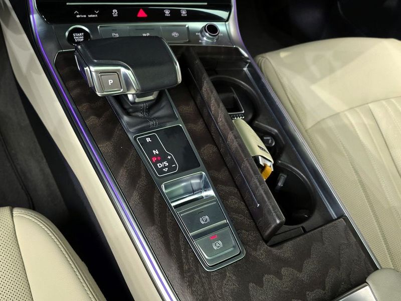 2023 Audi A6 45 TFSI Premium photo 9