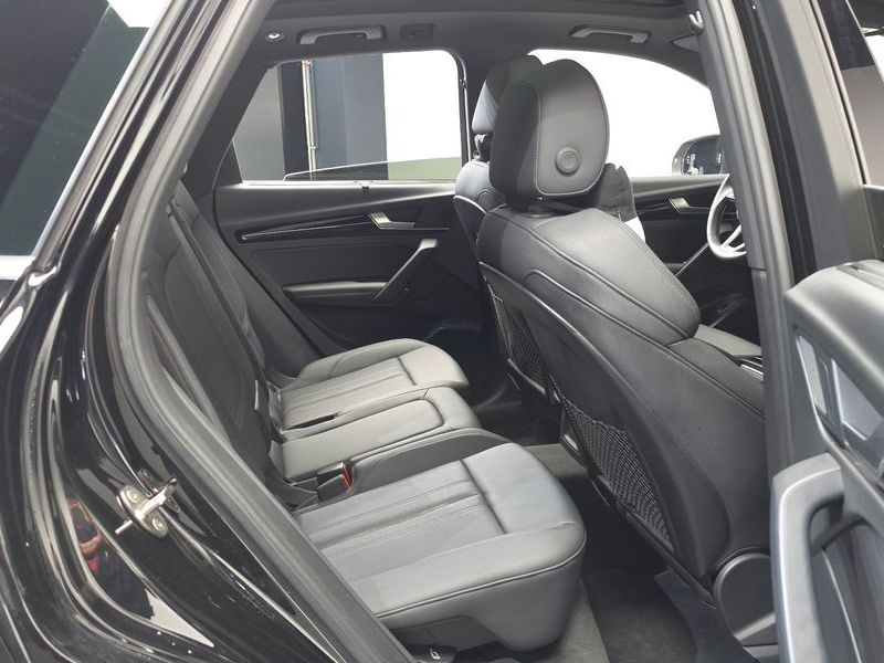 2021 Audi Q5 45 TFSI Quattro Premium photo 11