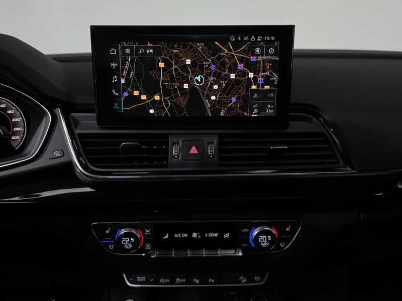 2021 Audi Q5 45 TFSI Quattro Premium photo 13