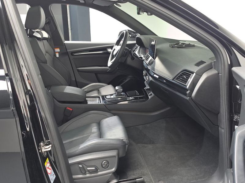 2021 Audi Q5 45 TFSI Quattro Premium photo 26
