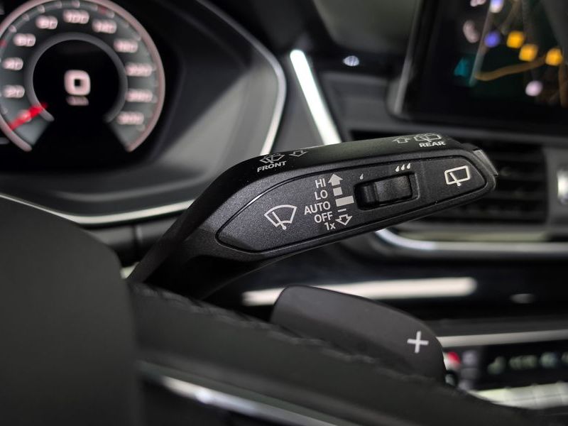 2021 Audi Q5 45 TFSI Quattro Premium photo 29