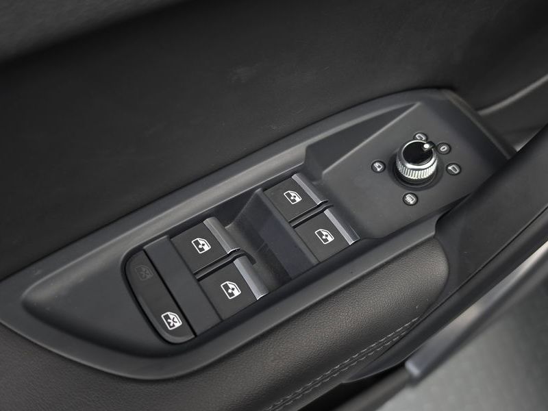 2021 Audi Q5 45 TFSI Quattro Premium photo 30
