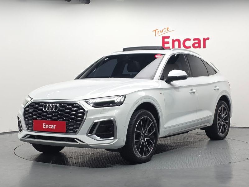 2022 Audi Q5 45 TFSI Quattro Premium Sportback photo 1