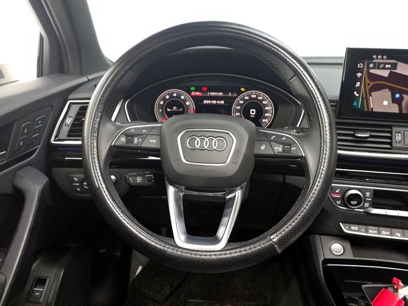 2022 Audi Q5 45 TFSI Quattro Premium Sportback photo 12