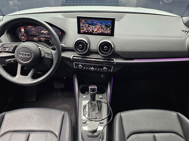 2023 Audi Q2 35 TDI Premium photo 7