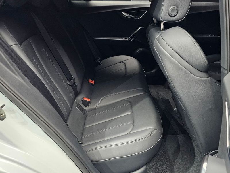 2023 Audi Q2 35 TDI Premium photo 11