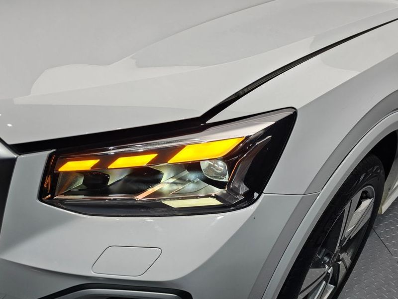 2023 Audi Q2 35 TDI Premium photo 22