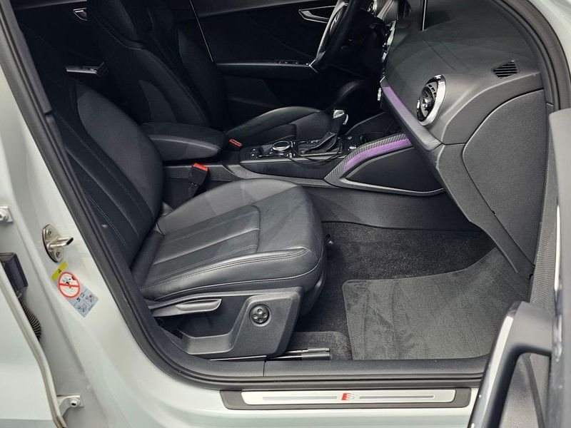 2023 Audi Q2 35 TDI Premium photo 26