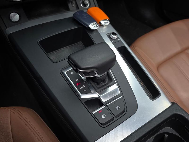 2023 Audi Q5 40 TDI Quattro Premium Sportback photo 9