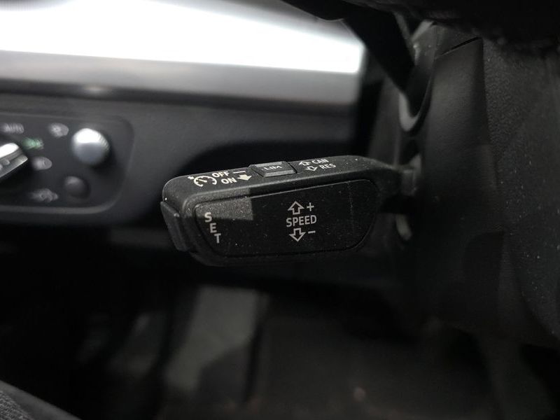2023 Audi Q5 40 TDI Quattro Premium Sportback photo 29