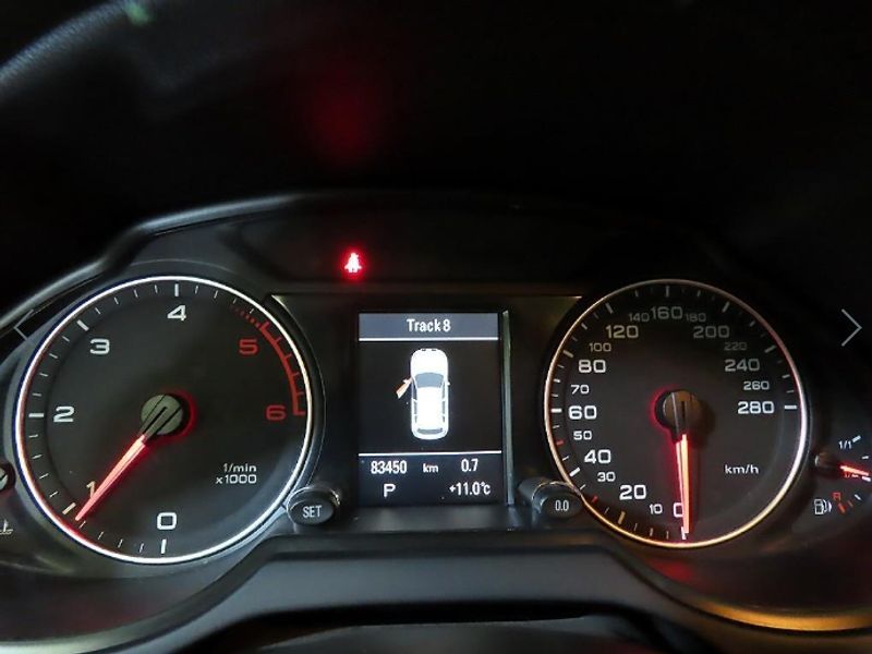 2012 Audi Q5 2.0 TDI Quattro 8R photo 9