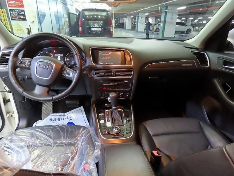 2012 Audi Q5 2.0 TDI Quattro 8R photo 10
