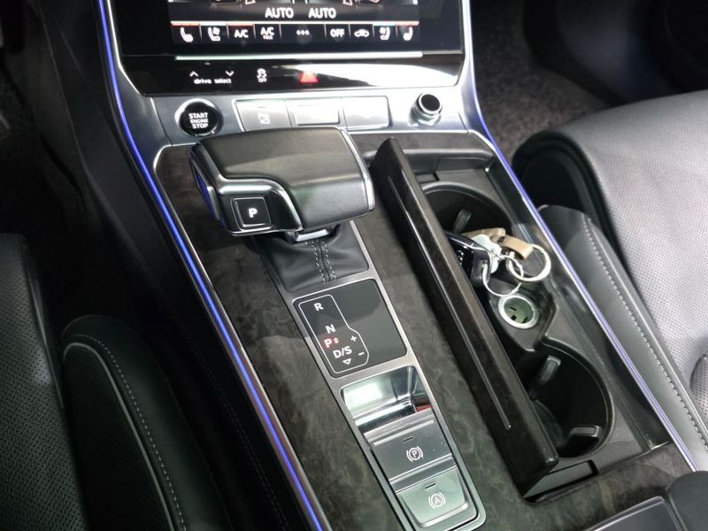 2021 Audi A7 55 TFSI Quattro Premium photo 9