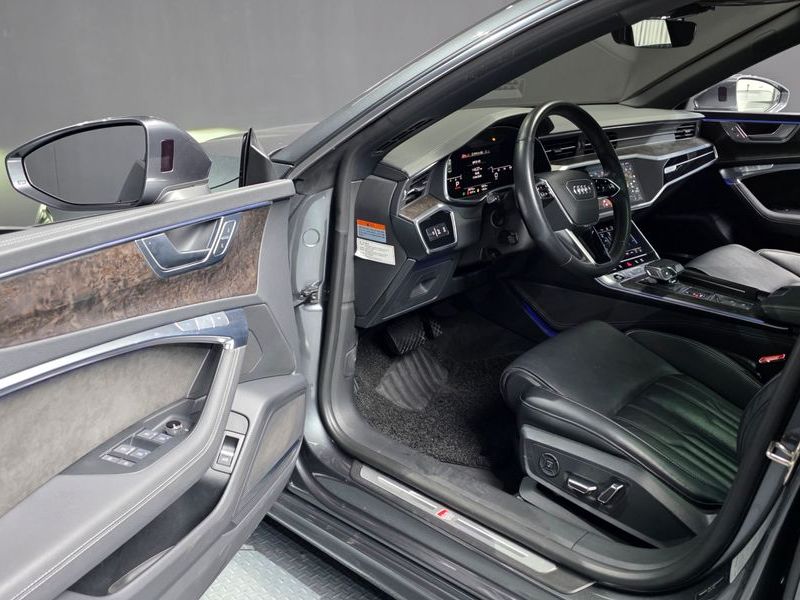2021 Audi A7 55 TFSI Quattro Premium photo 10