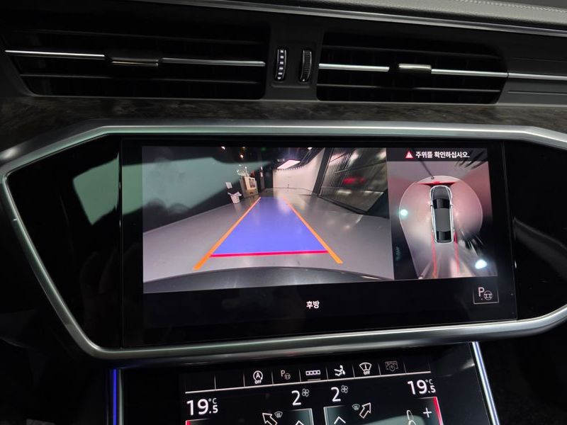 2021 Audi A7 55 TFSI Quattro Premium photo 15