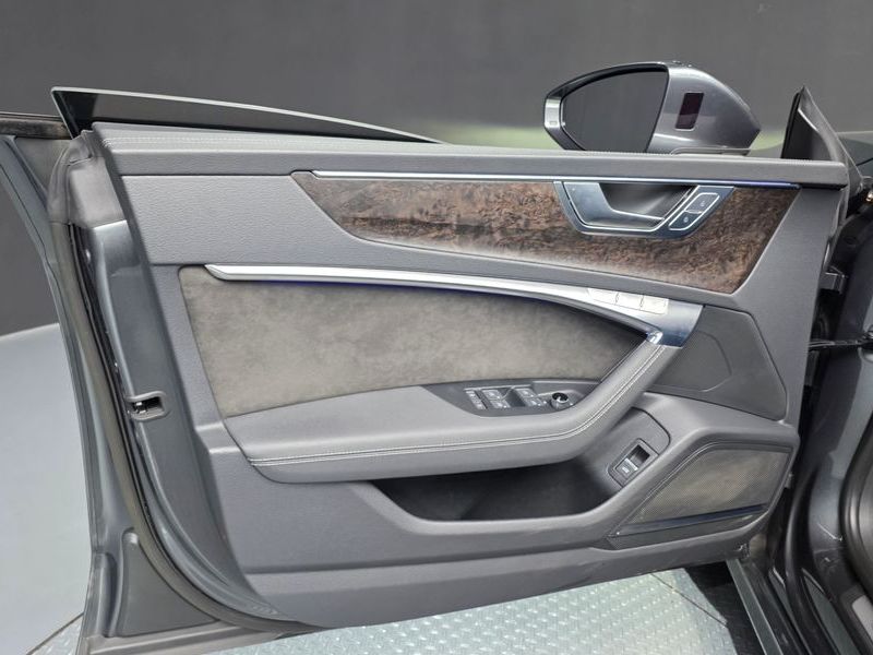 2021 Audi A7 55 TFSI Quattro Premium photo 24