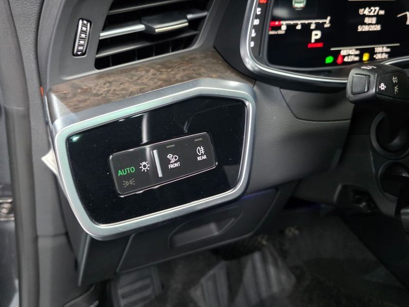 2021 Audi A7 55 TFSI Quattro Premium photo 28