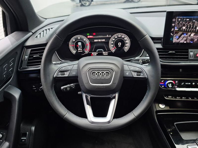 2022 Audi Q5 40 TDI Quattro Premium Sportback photo 13