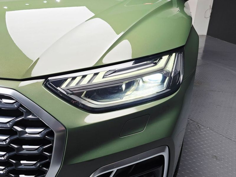 2022 Audi Q5 40 TDI Quattro Premium Sportback photo 22
