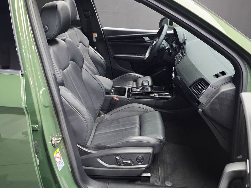 2022 Audi Q5 40 TDI Quattro Premium Sportback photo 26