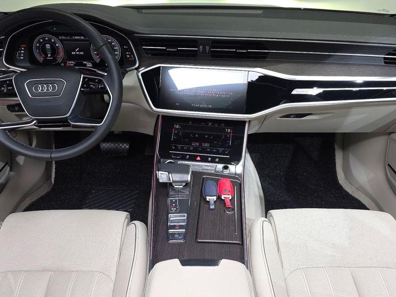 2022 Audi A7 55 TFSI Quattro Premium photo 7