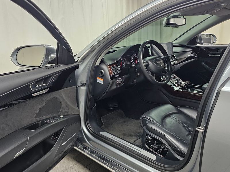 2012 Audi A8 4.2 FSI Quattro D4 photo 10