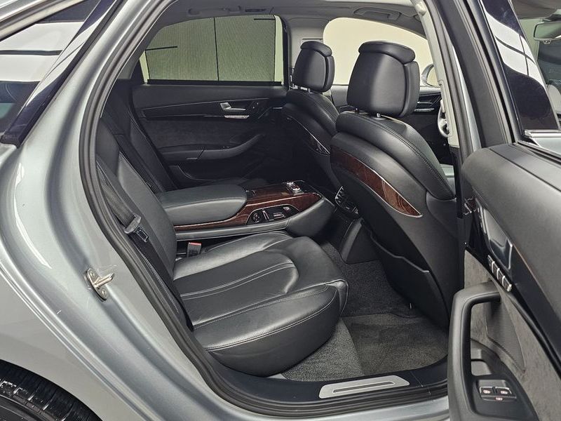 2012 Audi A8 4.2 FSI Quattro D4 photo 12