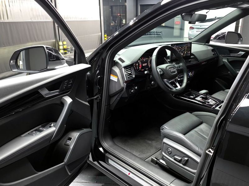 2021 Audi Q5 45 TFSI Quattro Premium photo 10