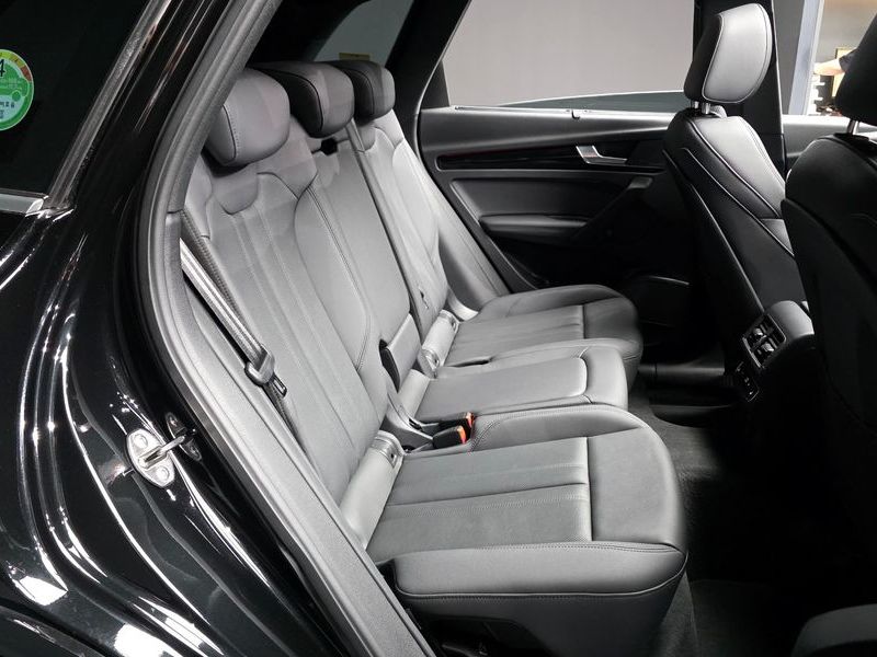 2021 Audi Q5 45 TFSI Quattro Premium photo 12