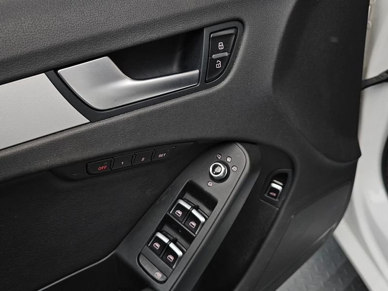 2015 Audi A4 30 TDI Dynamic B8 photo 17