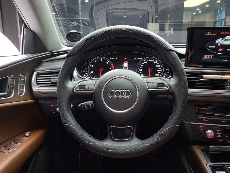 2013 Audi A7 3.0 TFSI Quattro Dynamic 4G photo 14