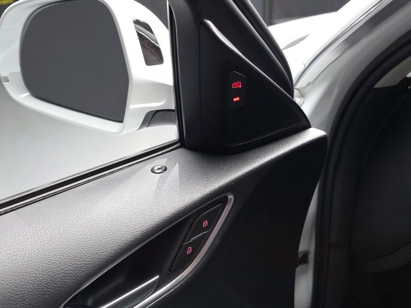 2016 Audi Q3 2.0 TFSI Quattro photo 18
