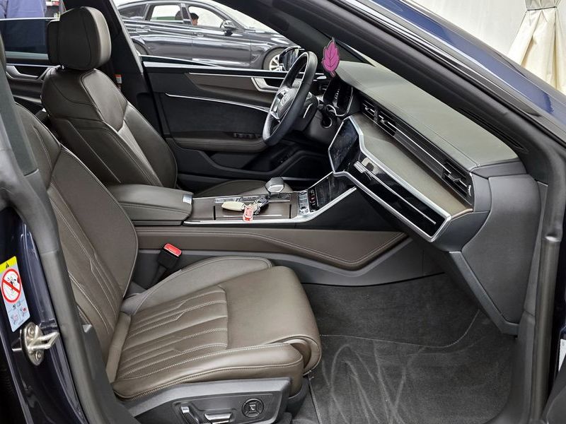 2023 Audi A7 55 TFSI Quattro Premium photo 11