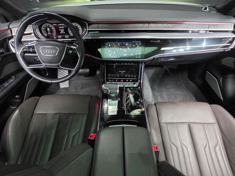 2023 Audi A8 55 TFSI Quattro Premium LWB photo 7