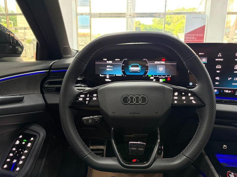 2025 Audi A5 40 TFSI Quattro S Line Black Edition photo 14